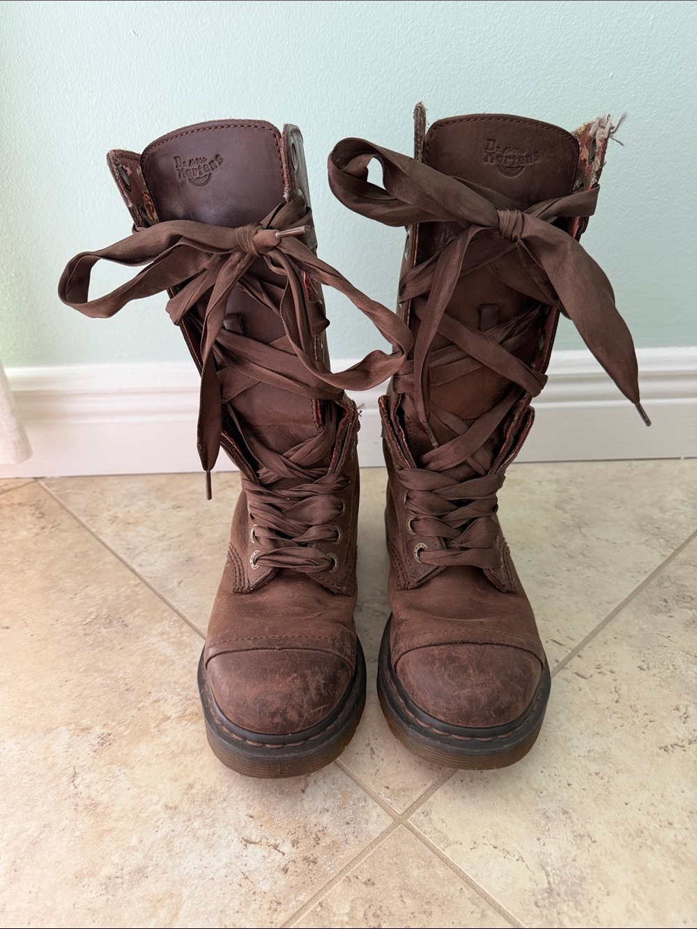 Dr. Martens Women's Brown Lace-Up Leather Boots